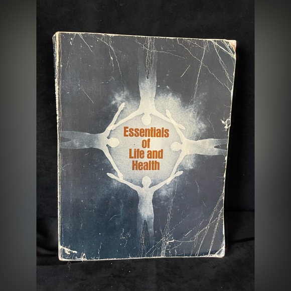 Essentials of life and health vintage book - Picture 1 of 9
